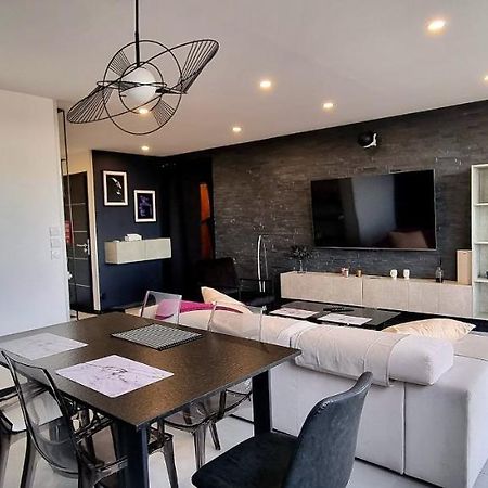 Апартаменти Le Perchoir, High-End & Panoramic View Труа Екстер'єр фото